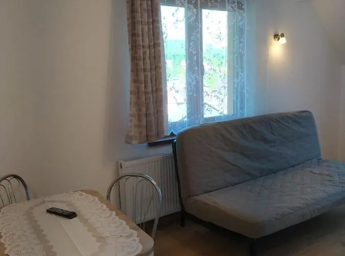 ホームステイ Gackowka シュツァブニツァ